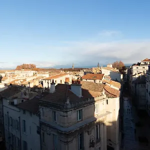 Apartamento La Vue Des Papes - Hypercentre - Parking Aviñón