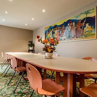 Hotel Croix Des Bretons - Lourdes Pyrenees