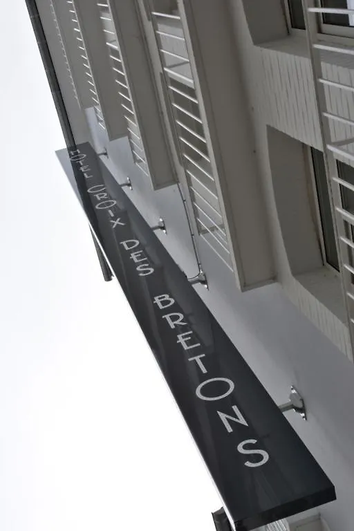 Hotel Croix Des Bretons - Lourdes Pyrenees