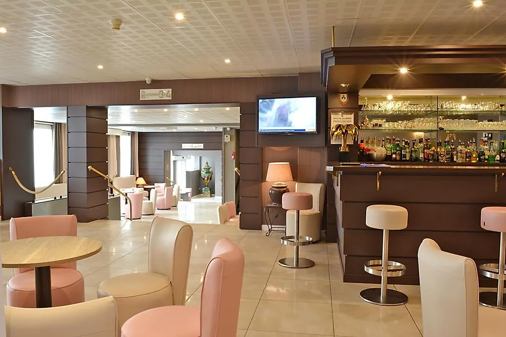 Hôtel Croix des Bretons - Lourdes Pyrénées 3*,  France
