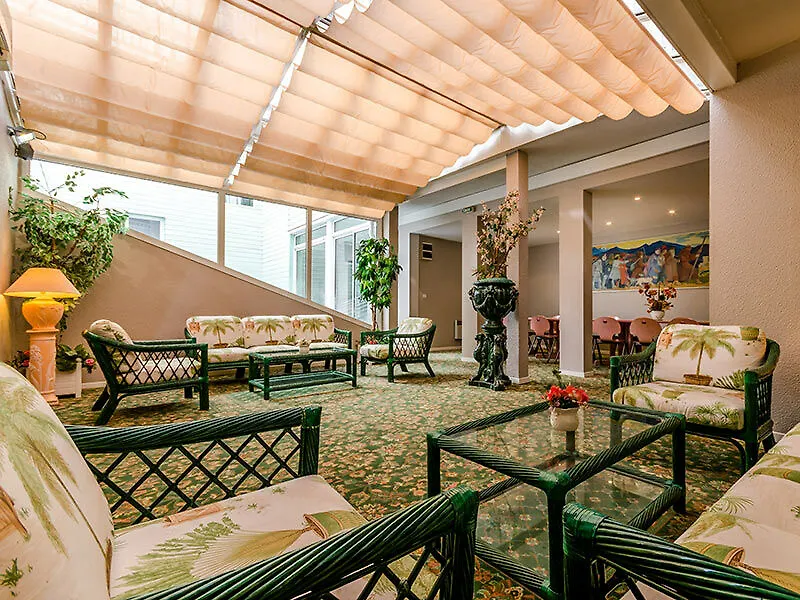 Hôtel Croix des Bretons - Lourdes Pyrénées